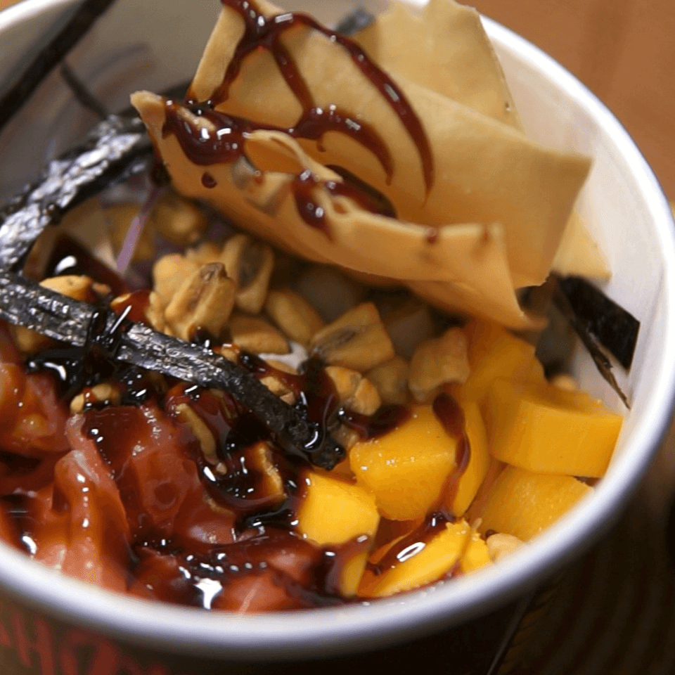 Mini Poke 2 You - Salmão+ Harumaki Nutella + Bebida